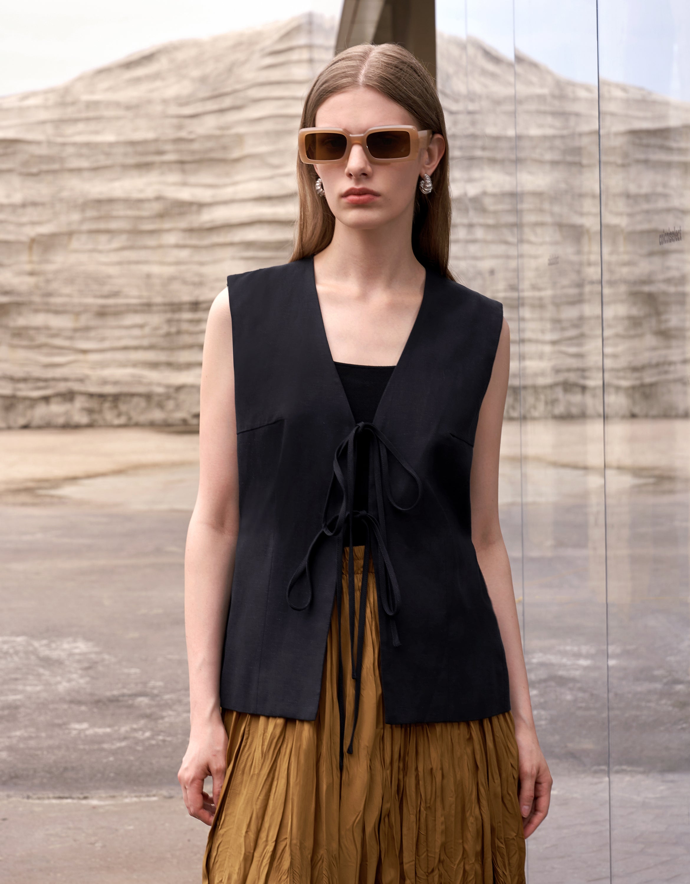 Fitted Tied Vest SaturdayClub Malaysia fitted-tied-vest-saturdayclub-malaysia