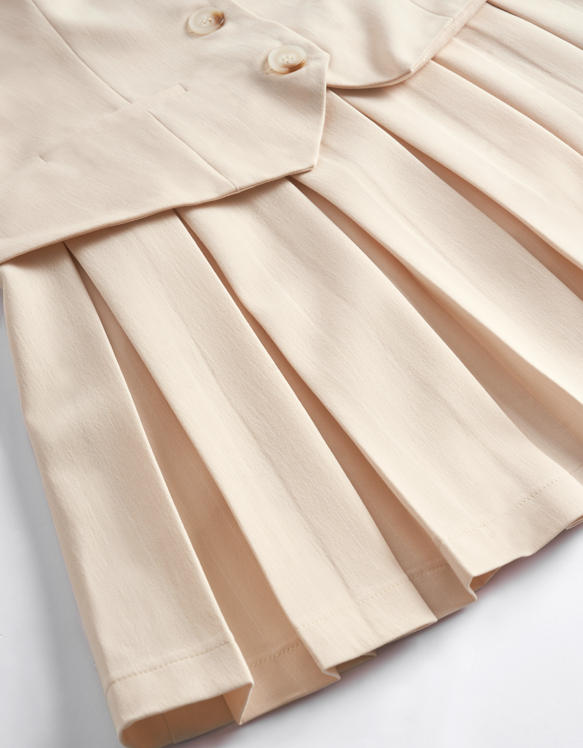 light khaki