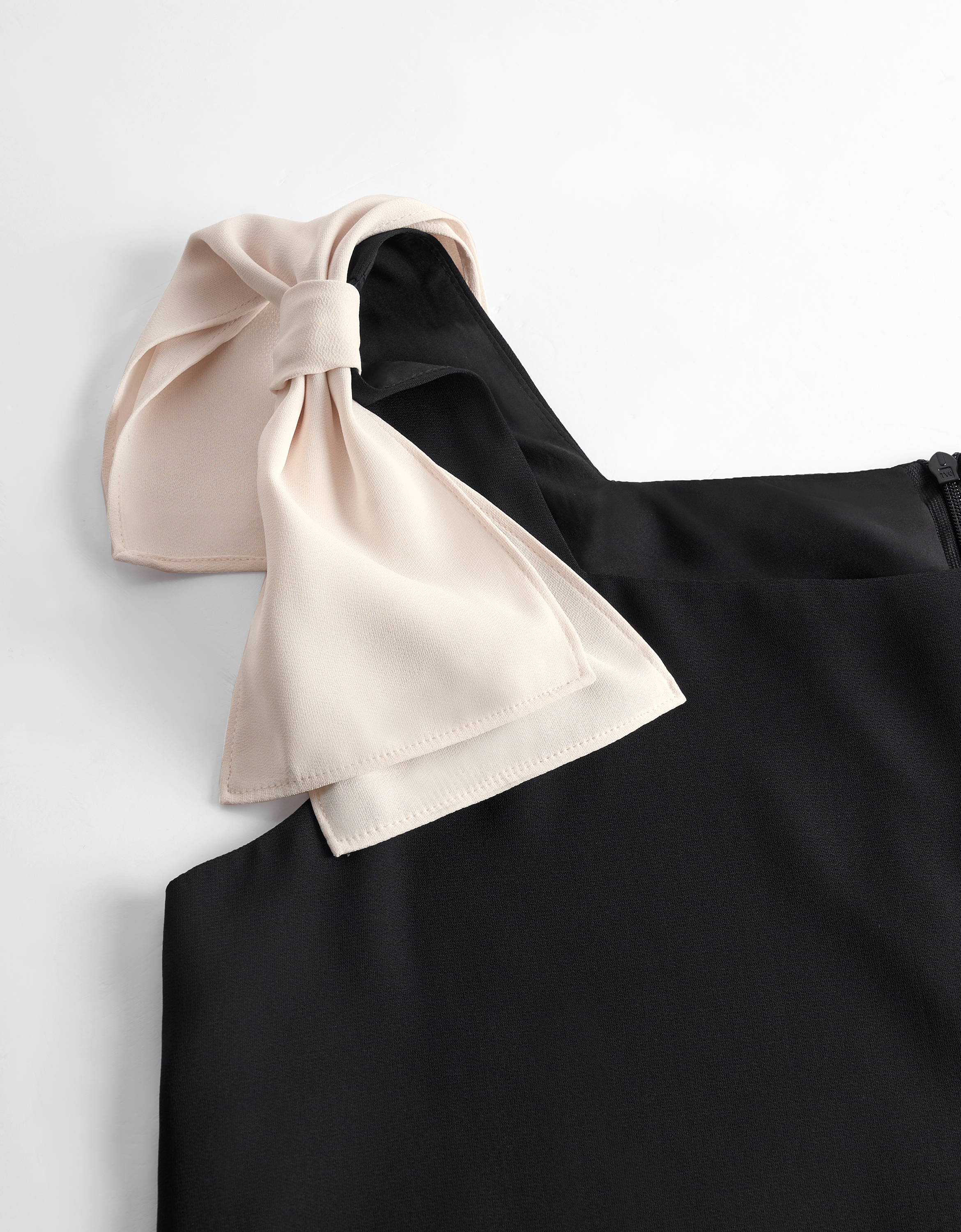 black & apricot(a26579)