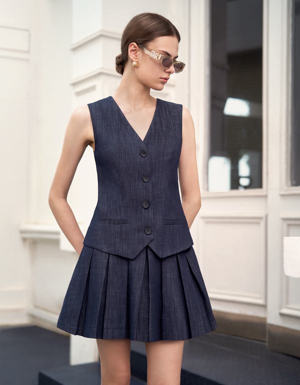 dark blue
