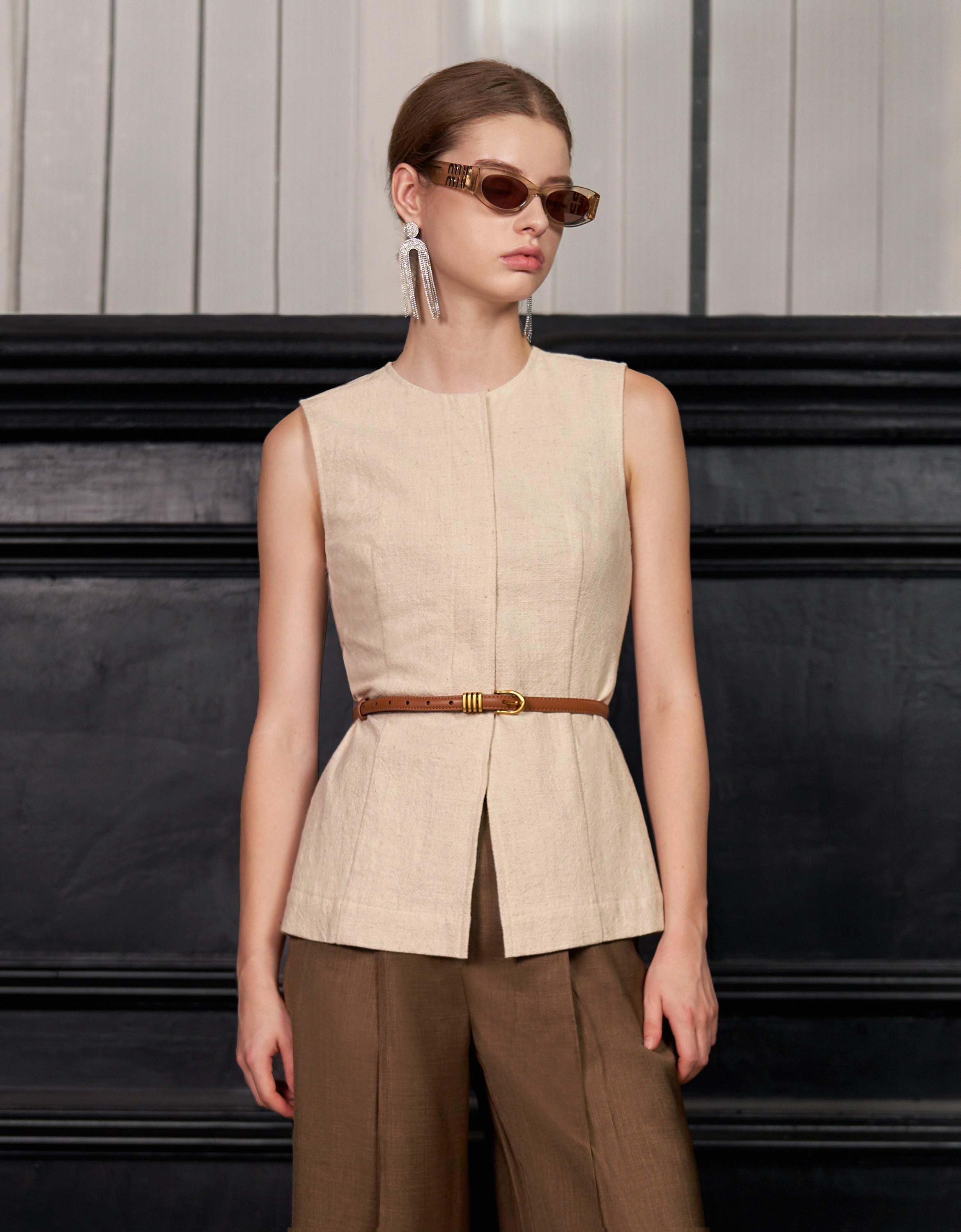 beige