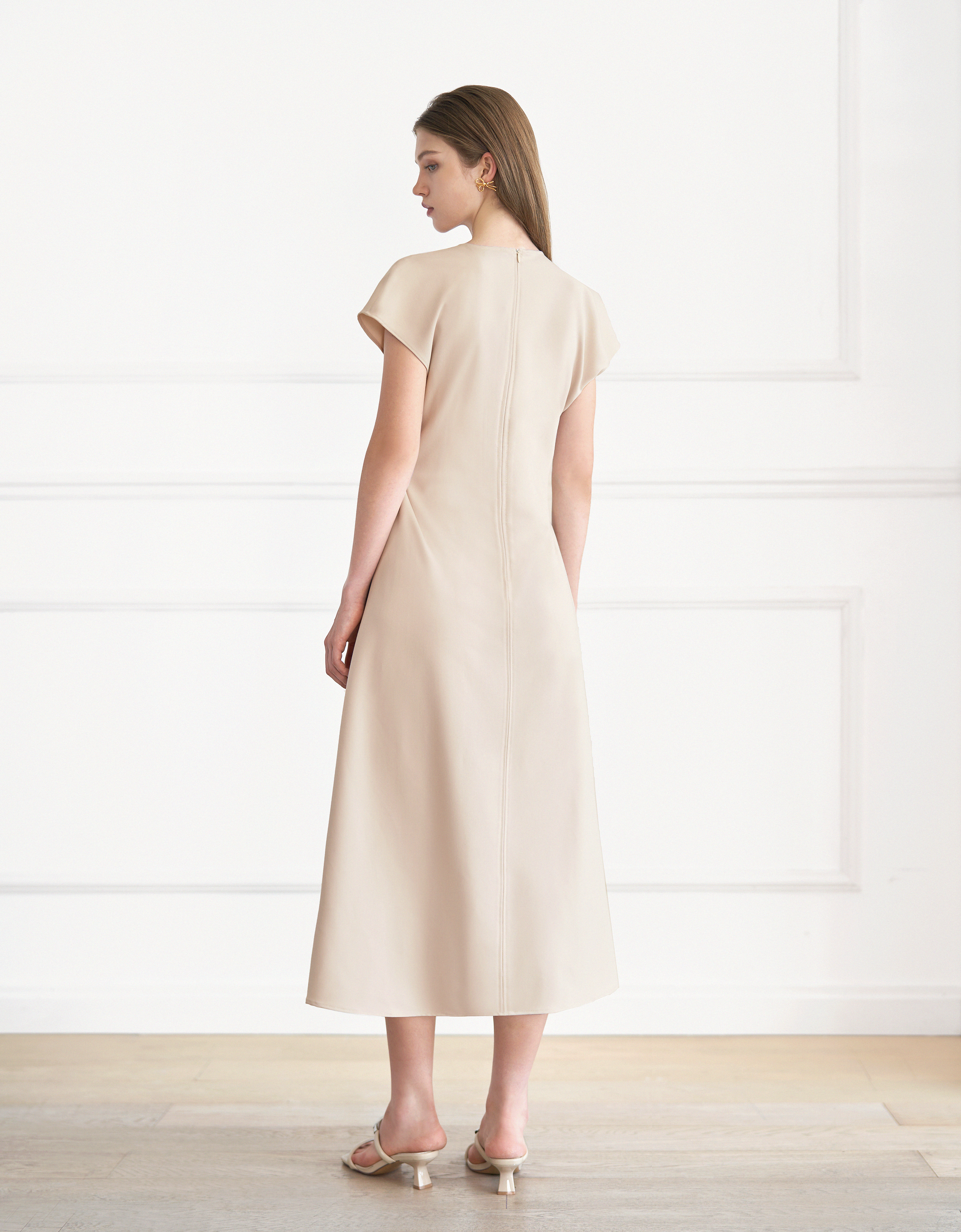 beige