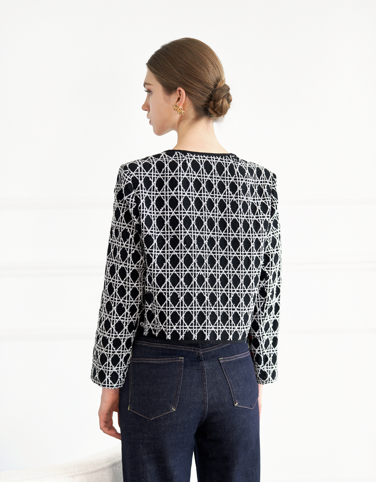 black & white(a27754)