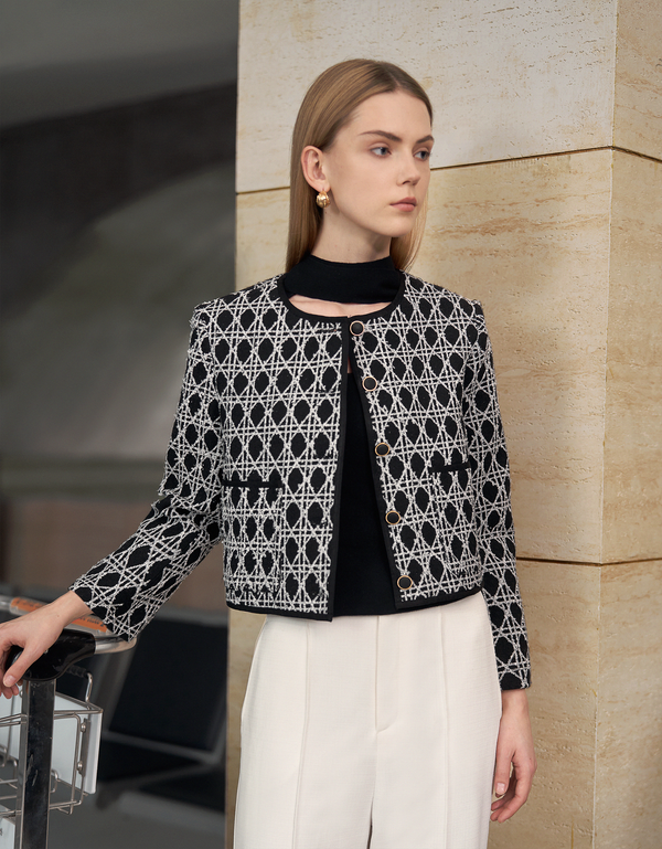 black & white(a27754)