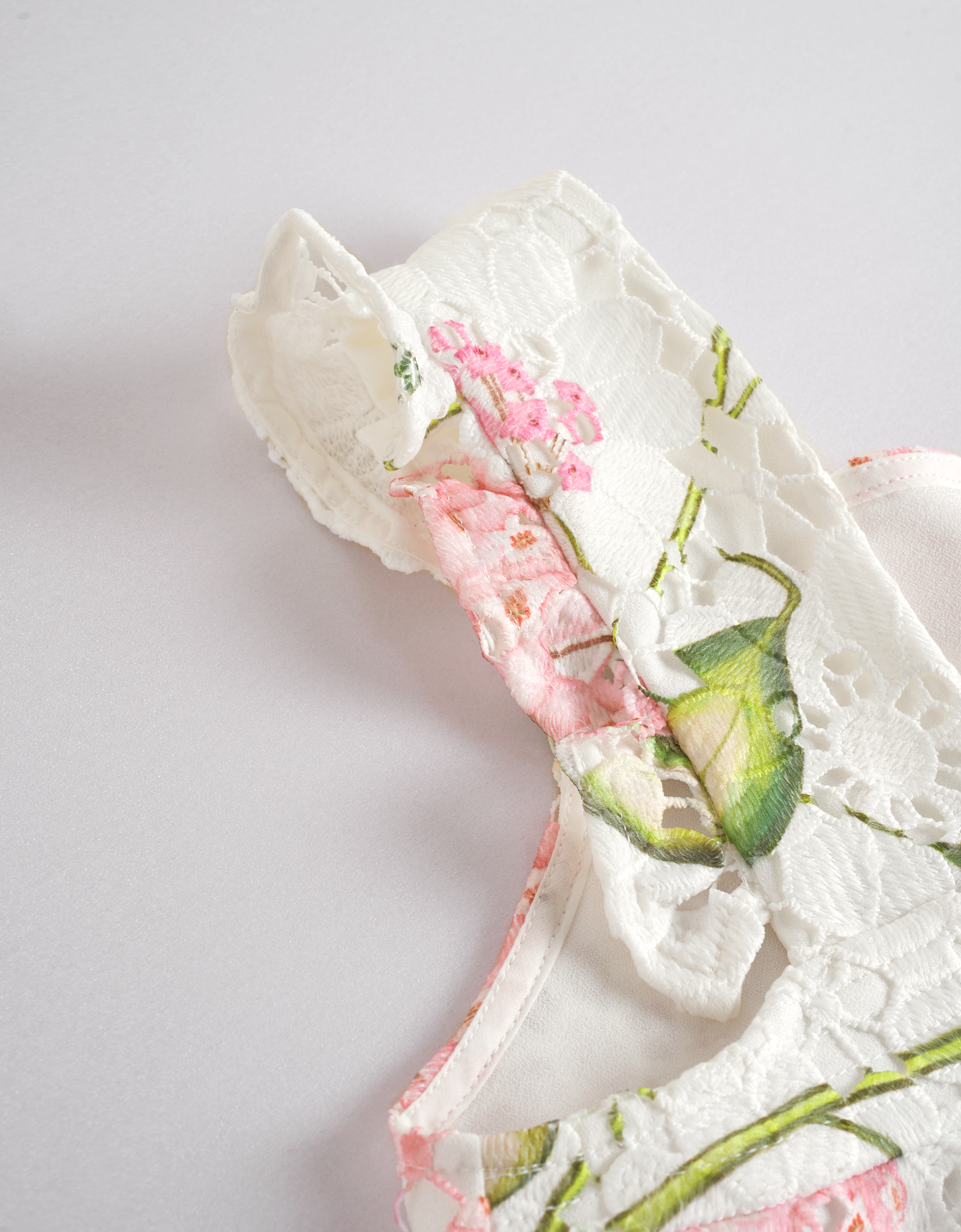 pink florals(a27996)