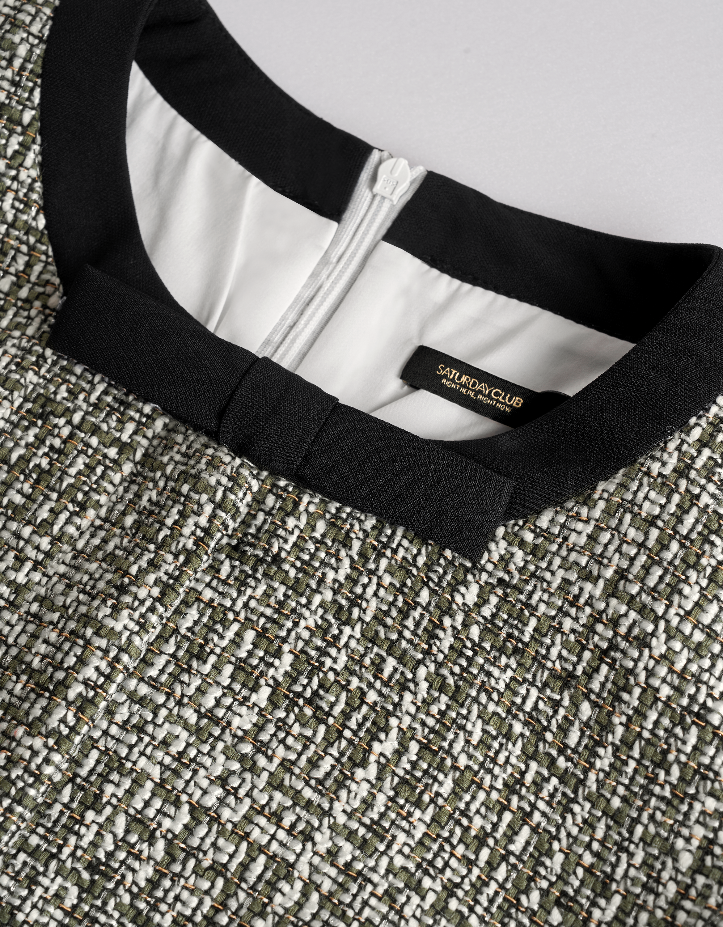 dark green & apricot(a28140)