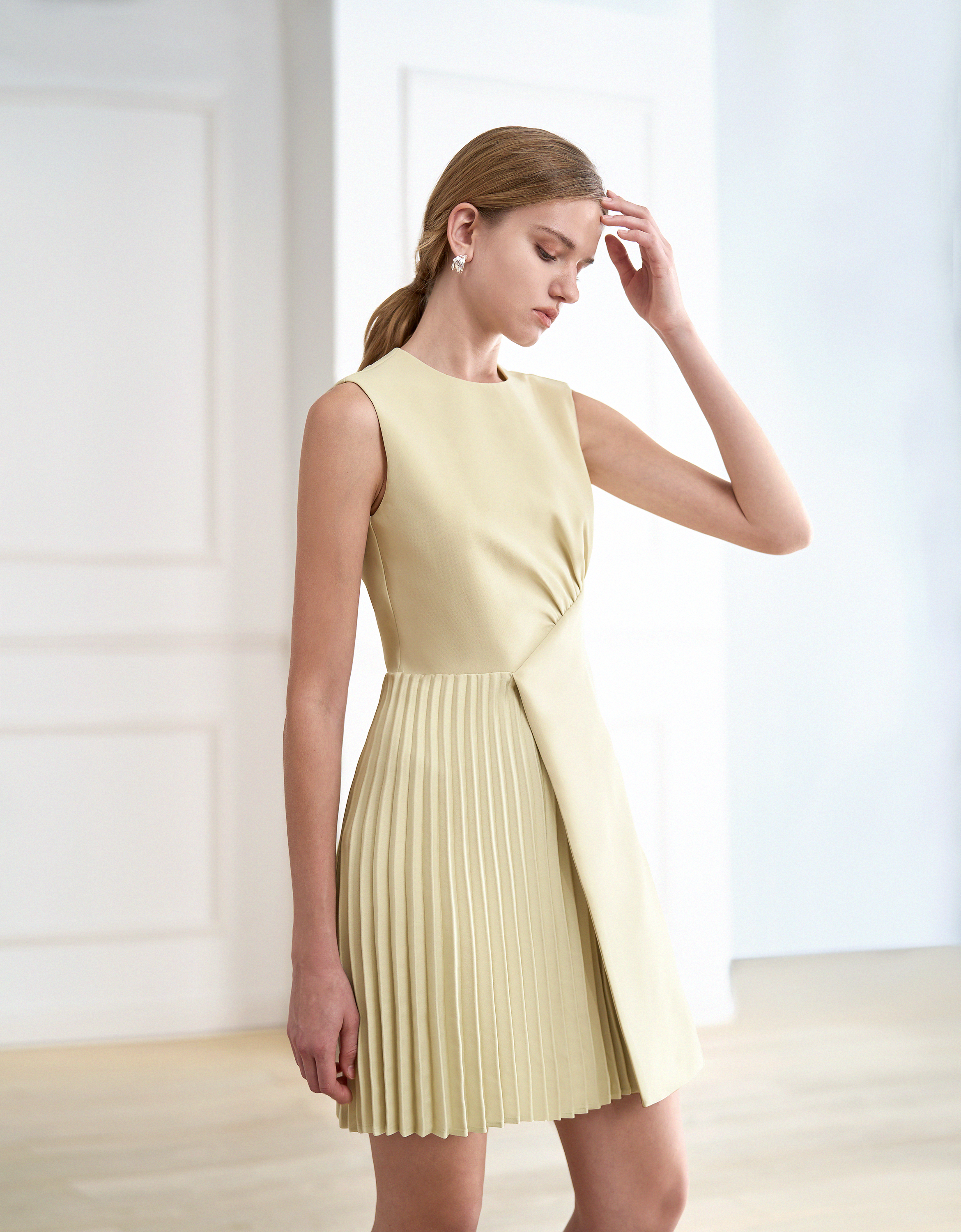 pale green