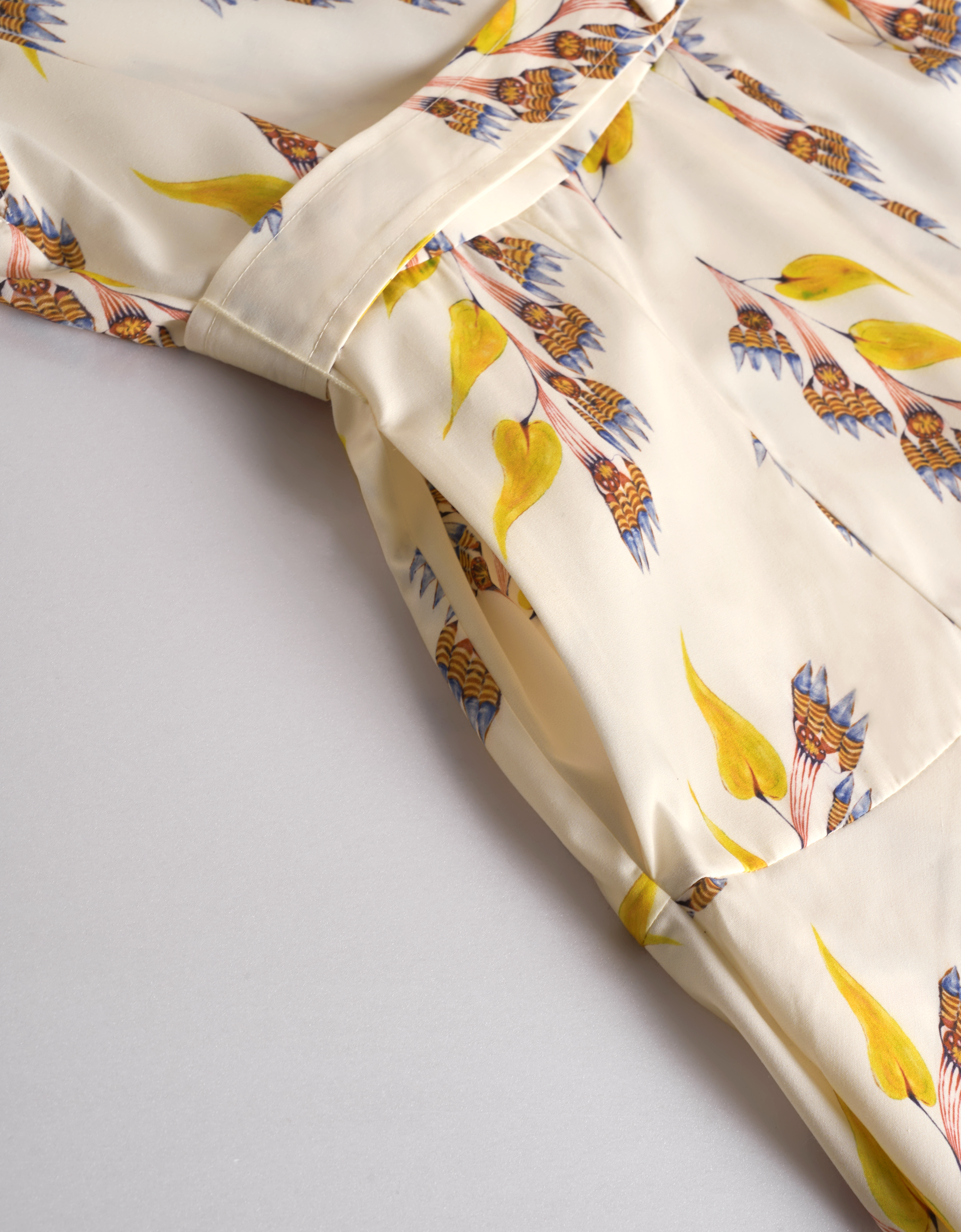 yellow print(a28601)