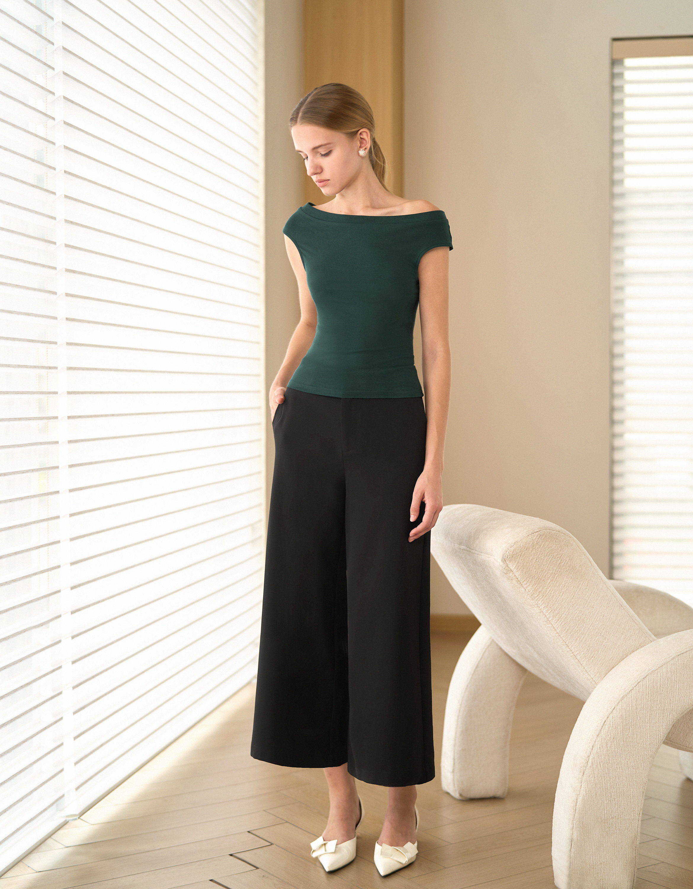 dark green