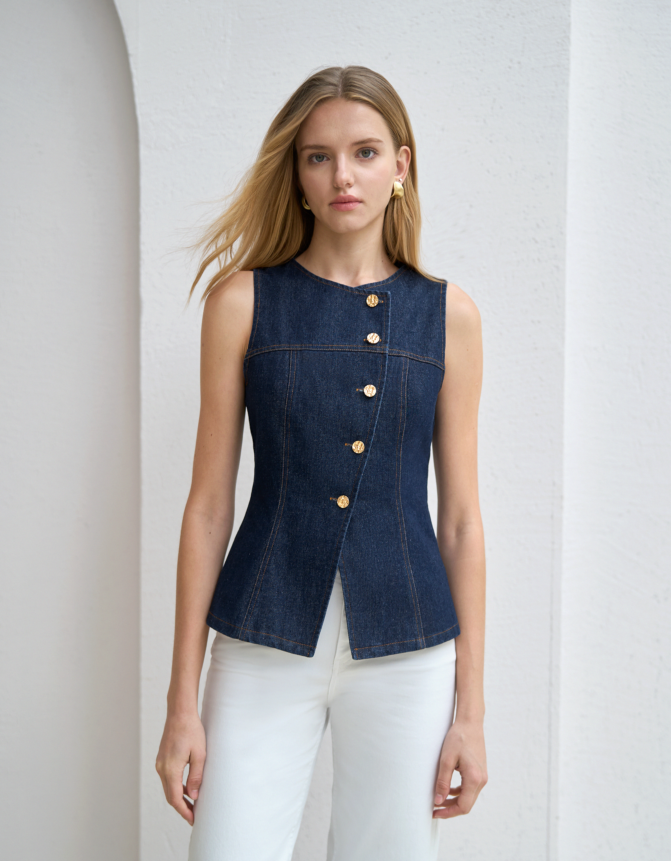 dark blue