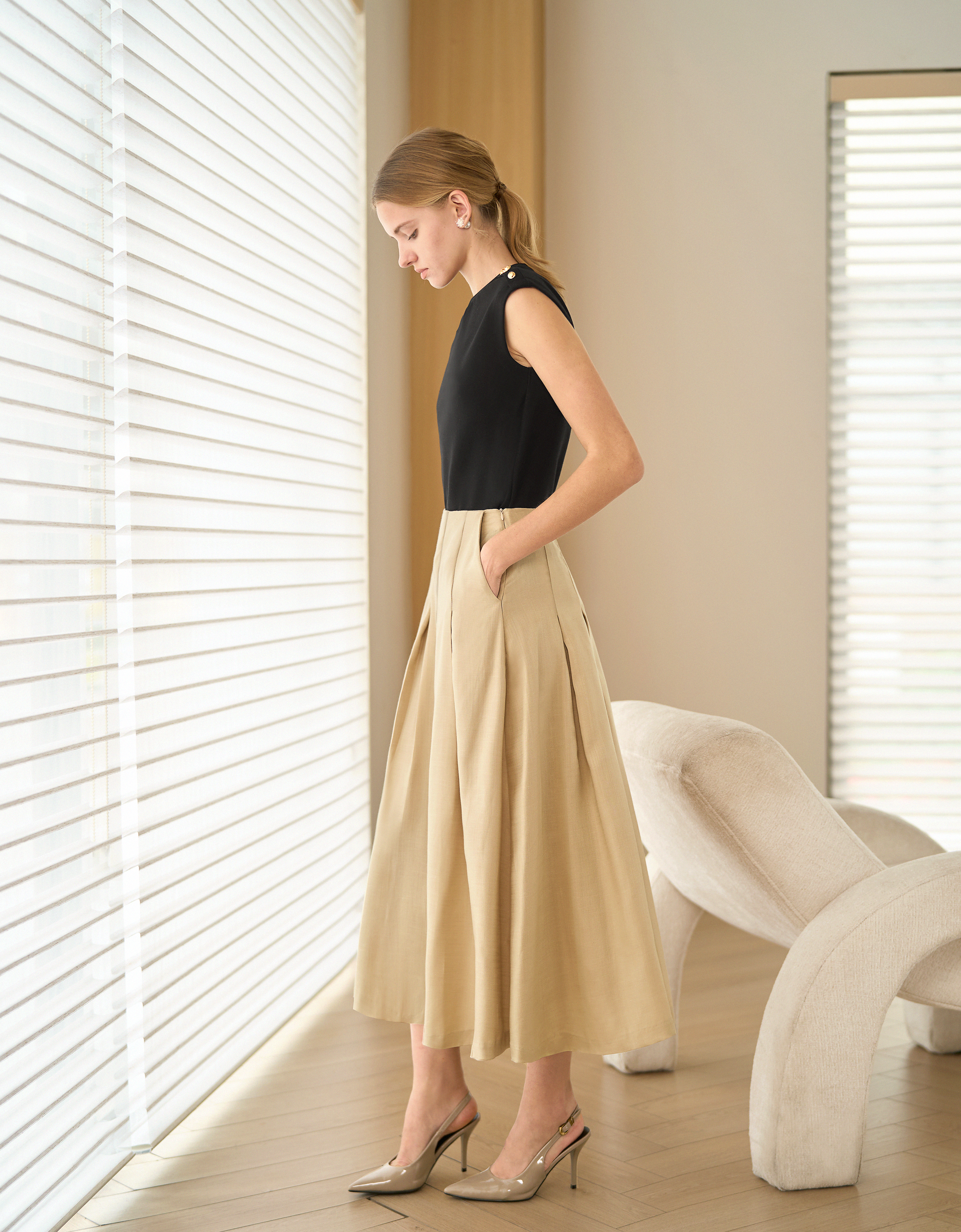 khaki