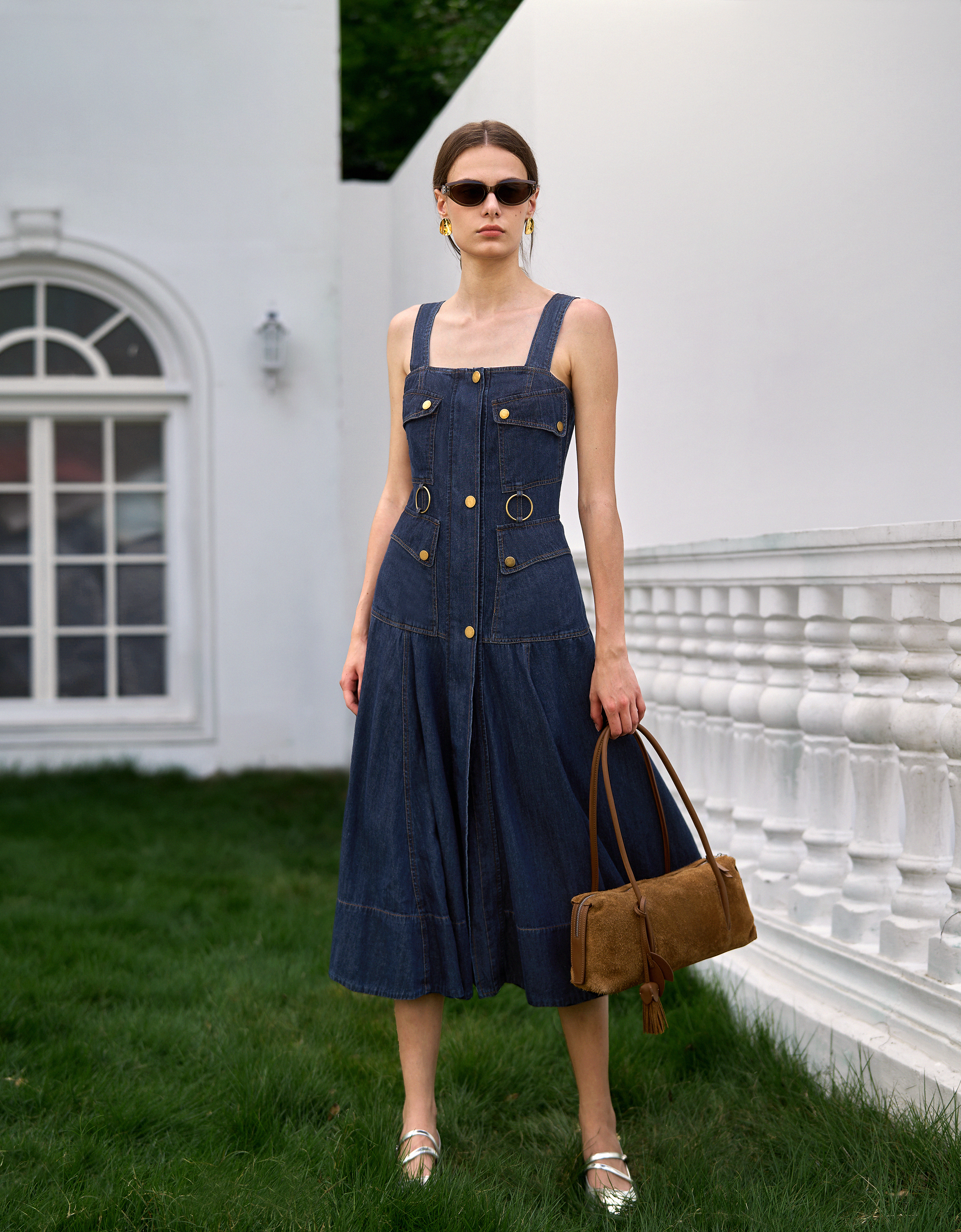 dark blue