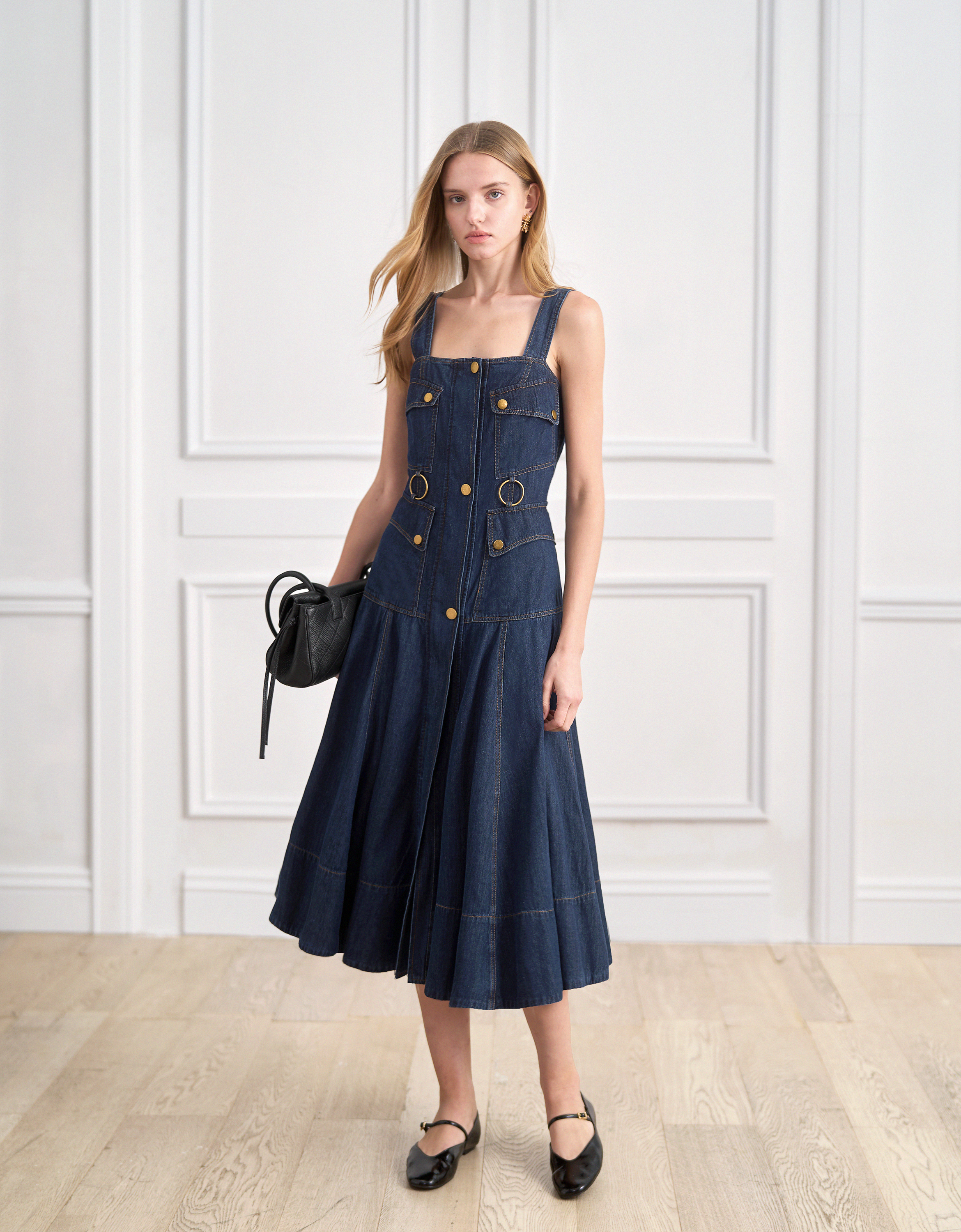 dark blue