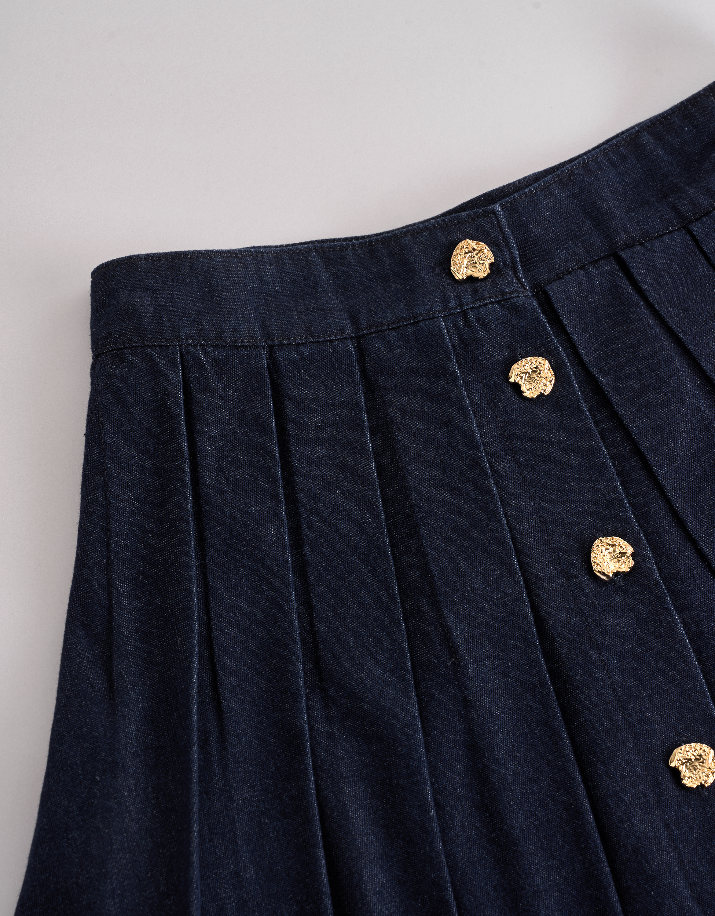 dark blue