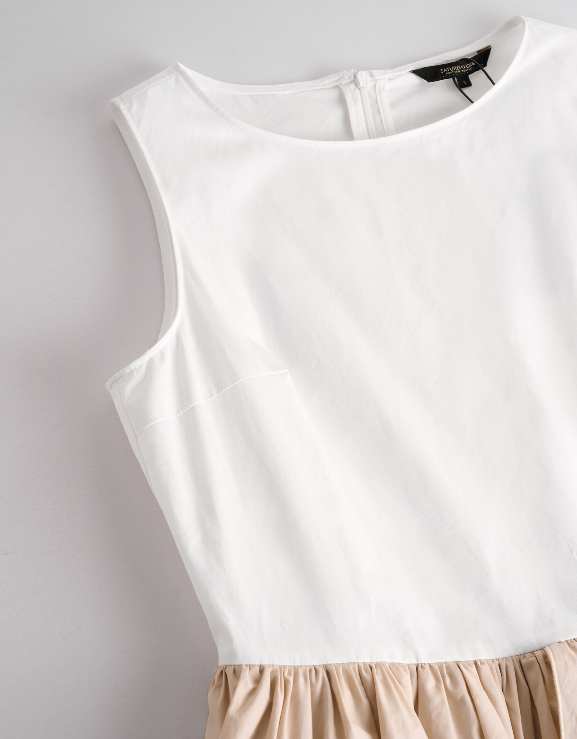 white & khaki(a29976)