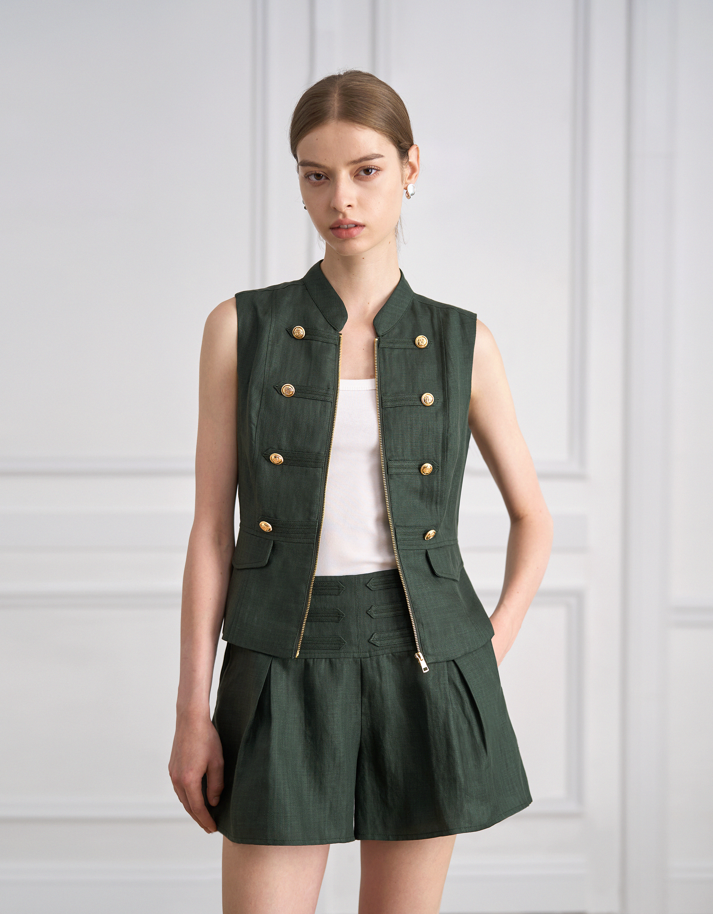 dark green