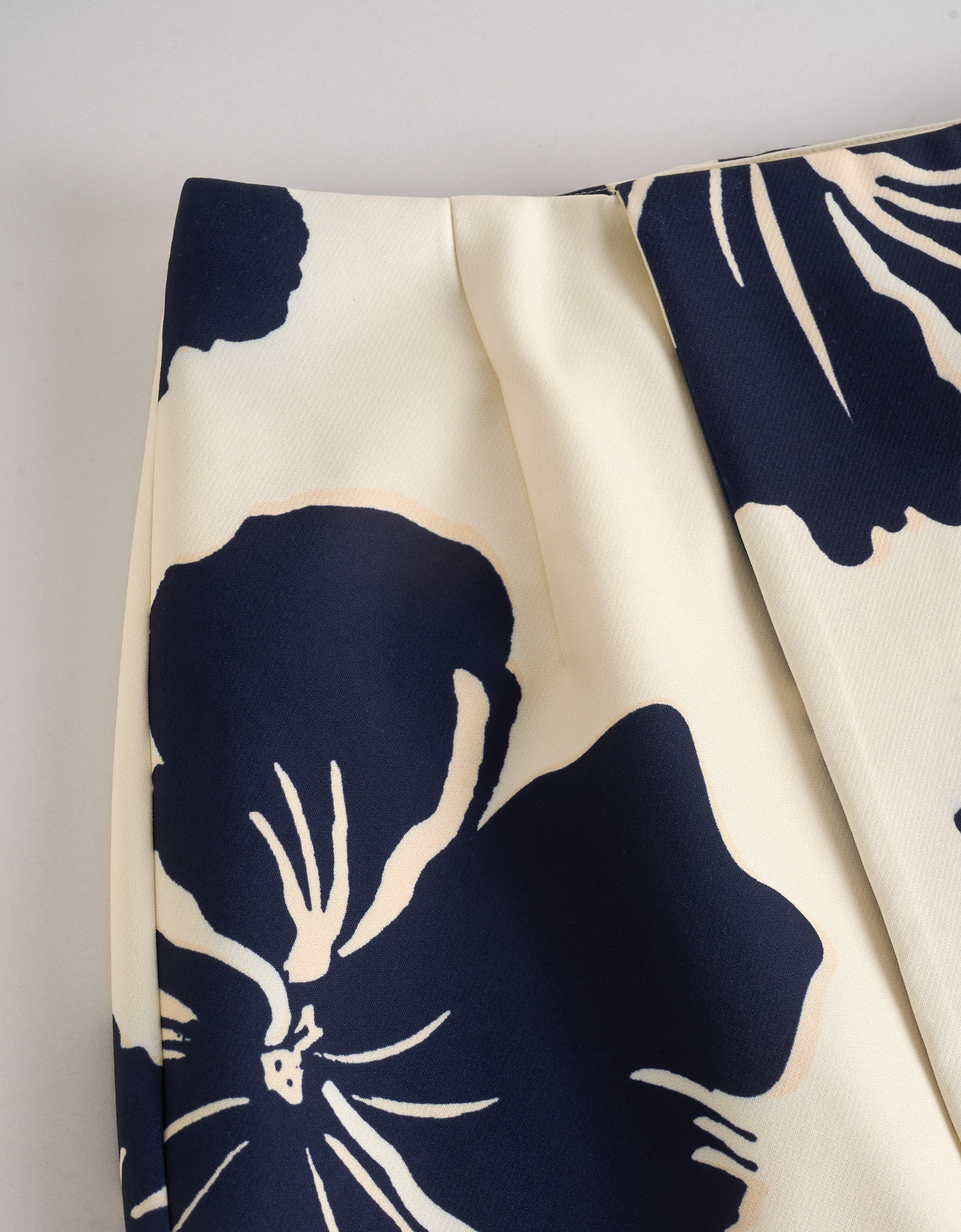 apricot & navy(a30221)