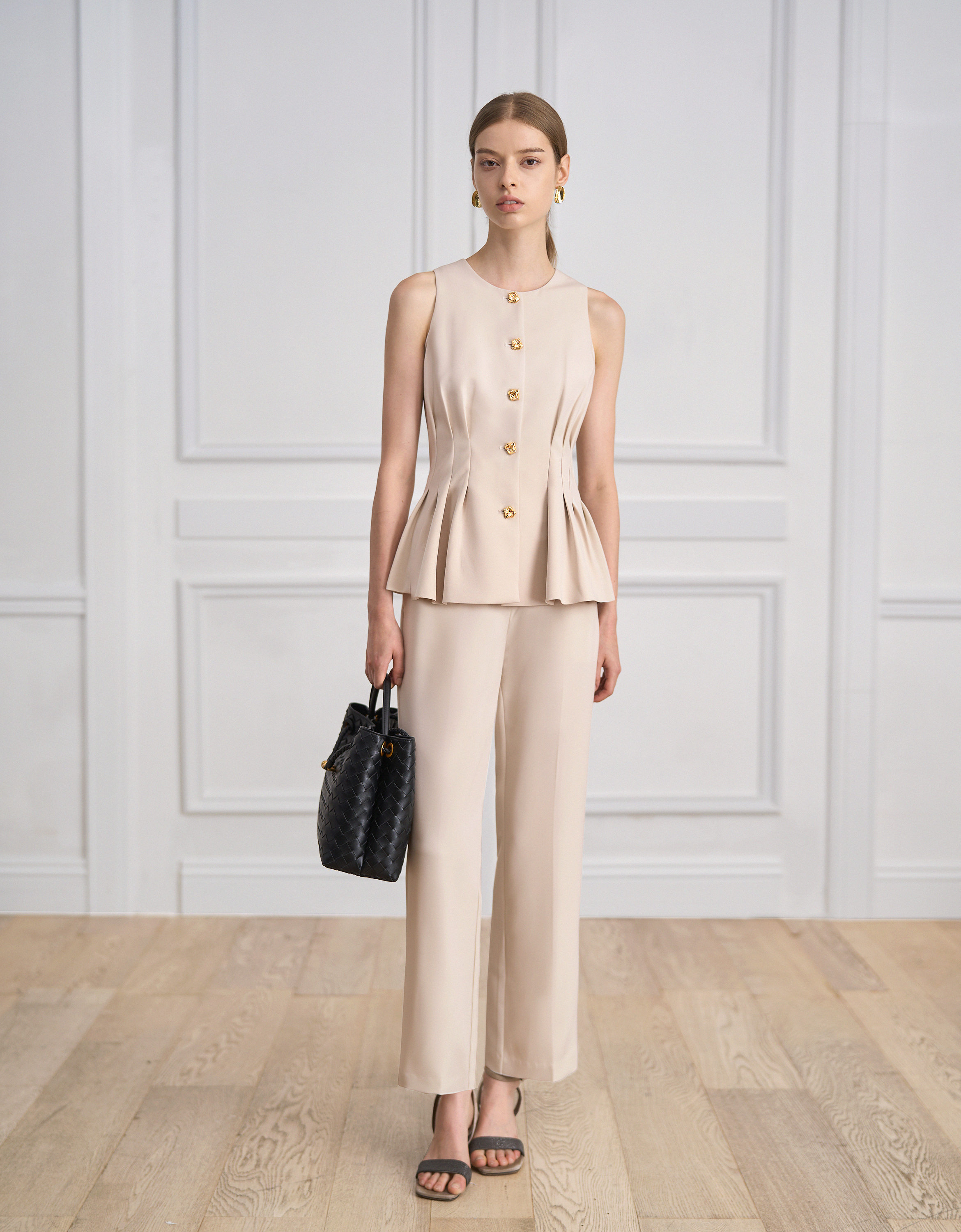 light khaki