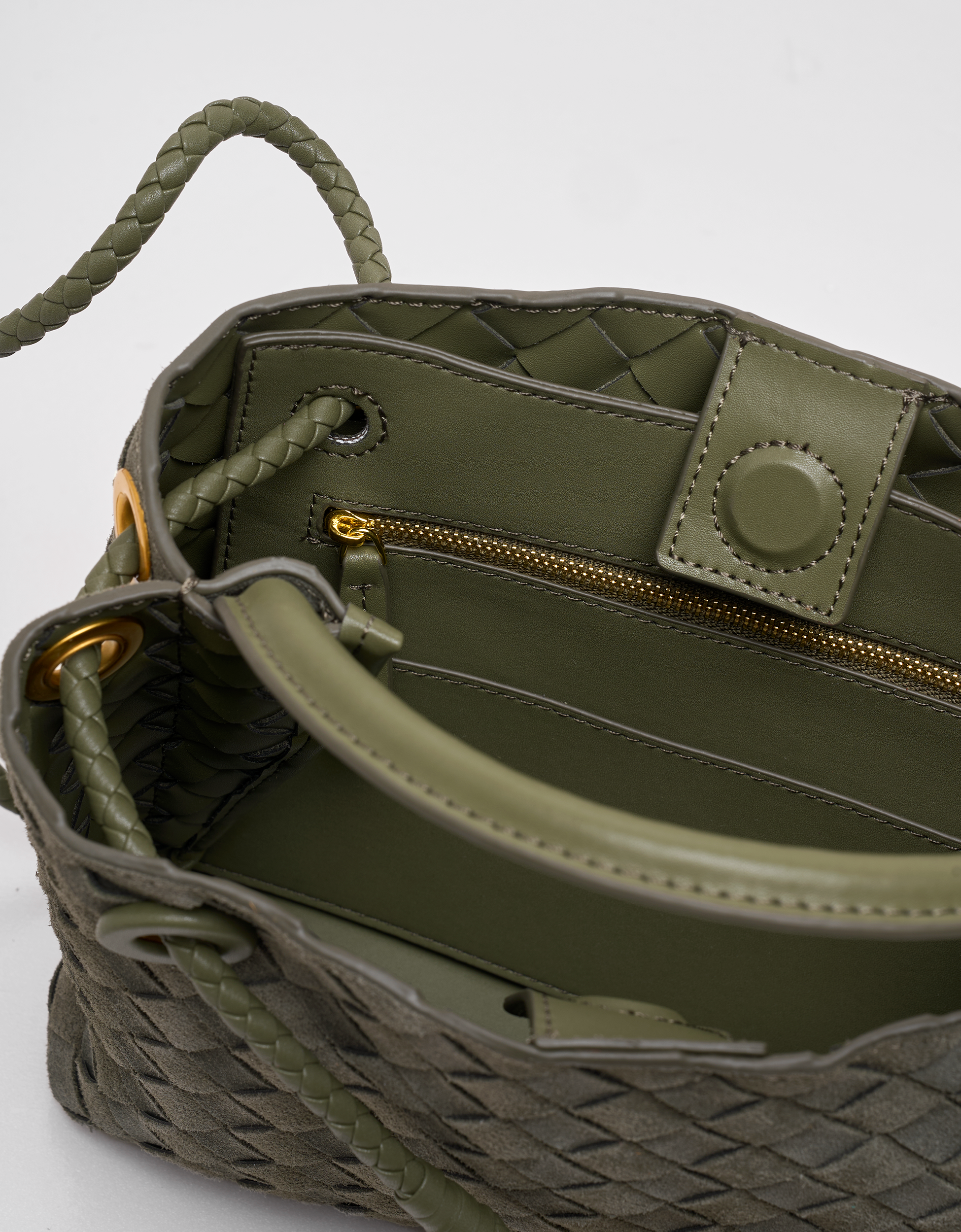 dark green